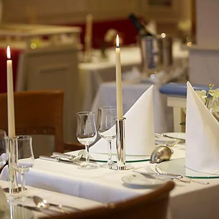 מלון Pabst ג'וסט